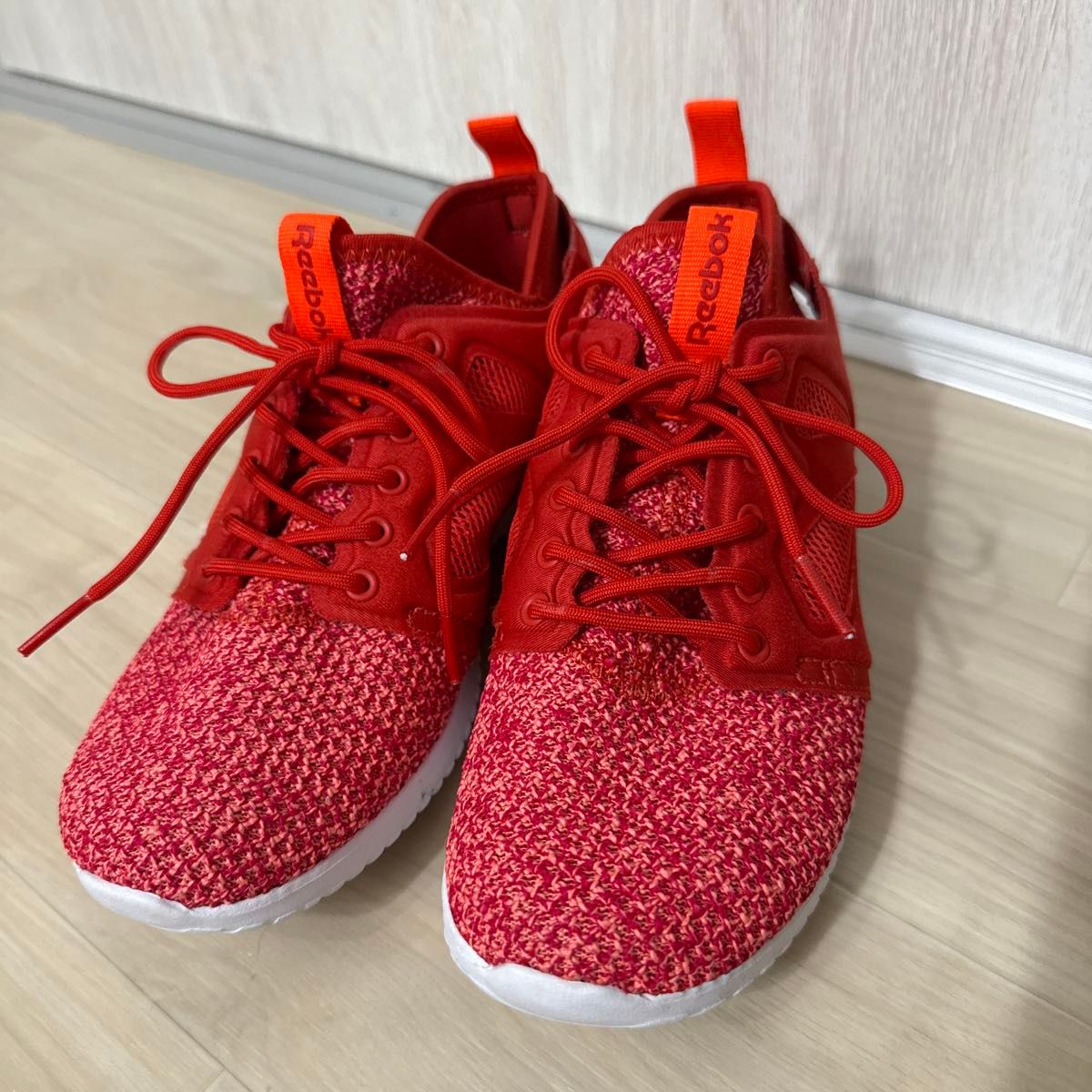 美品』Reebok リーボック スニーカー 23 5|Yahoo!フリマ(旧 美品』Reebok リーボック スニーカー 23 5|Yahoo!フリマ(旧