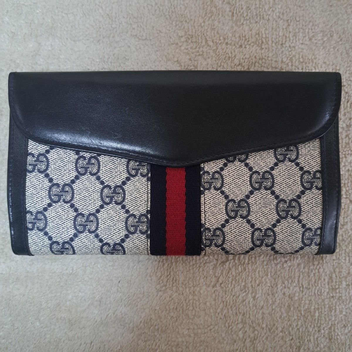 GUCCI オールドグッチ GGプラス シェリーライン 長財布 ネイビー GUCCI オールドグッチ GGプラス シェリーライン 長財布 ネイビー
