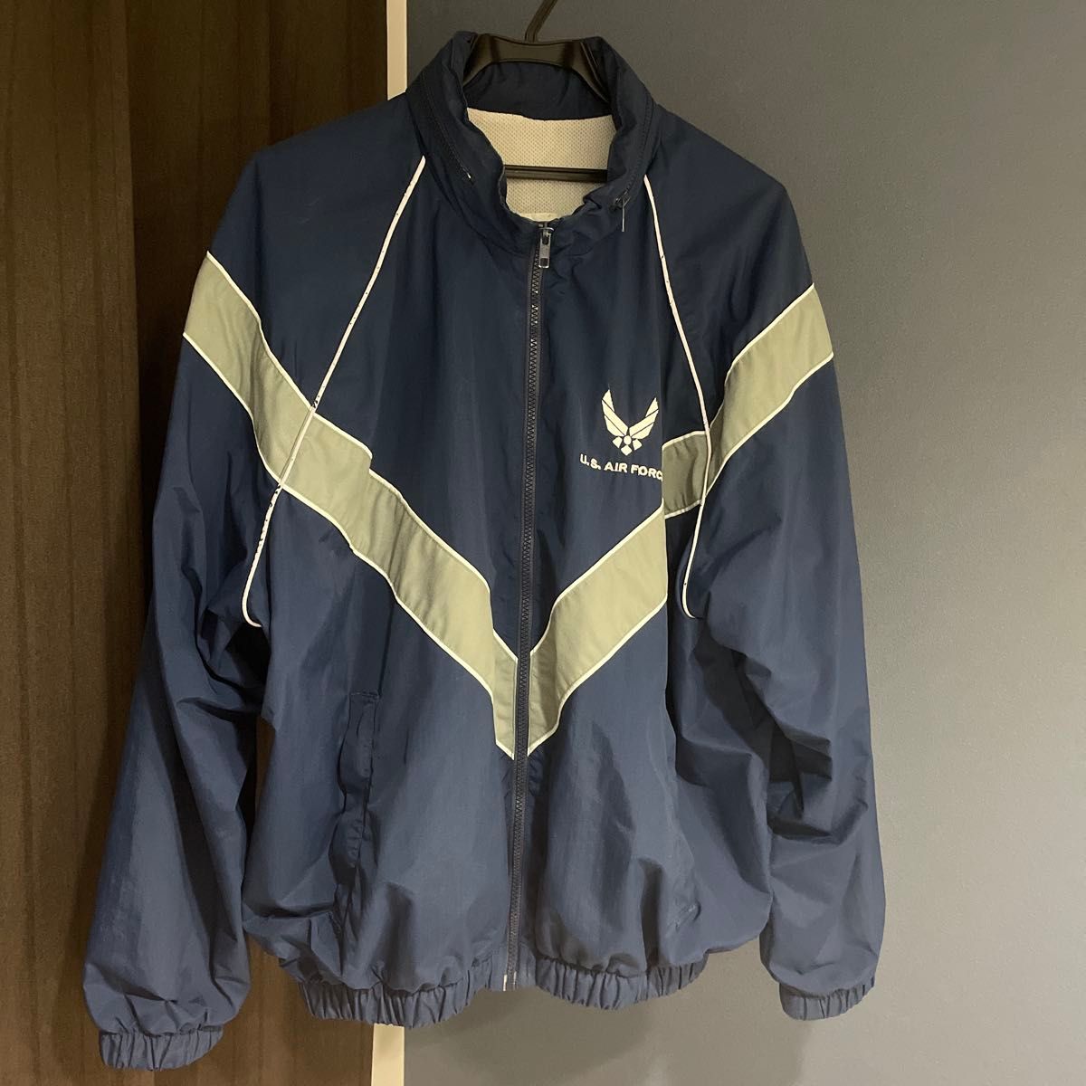 M u s airforce トラックジャケット 米軍 空軍 軍物ミリタリー M u s airforce トラックジャケット 米軍 空軍 軍物ミリタリー