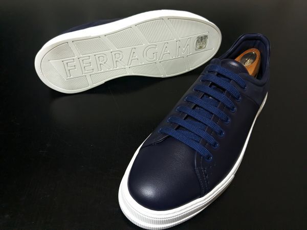 未使用 フェラガモ 8.5M Ferragamo 10.4万円 25年現行モデル 未使用 フェラガモ 8.5M Ferragamo 10.4万円 25年現行モデル