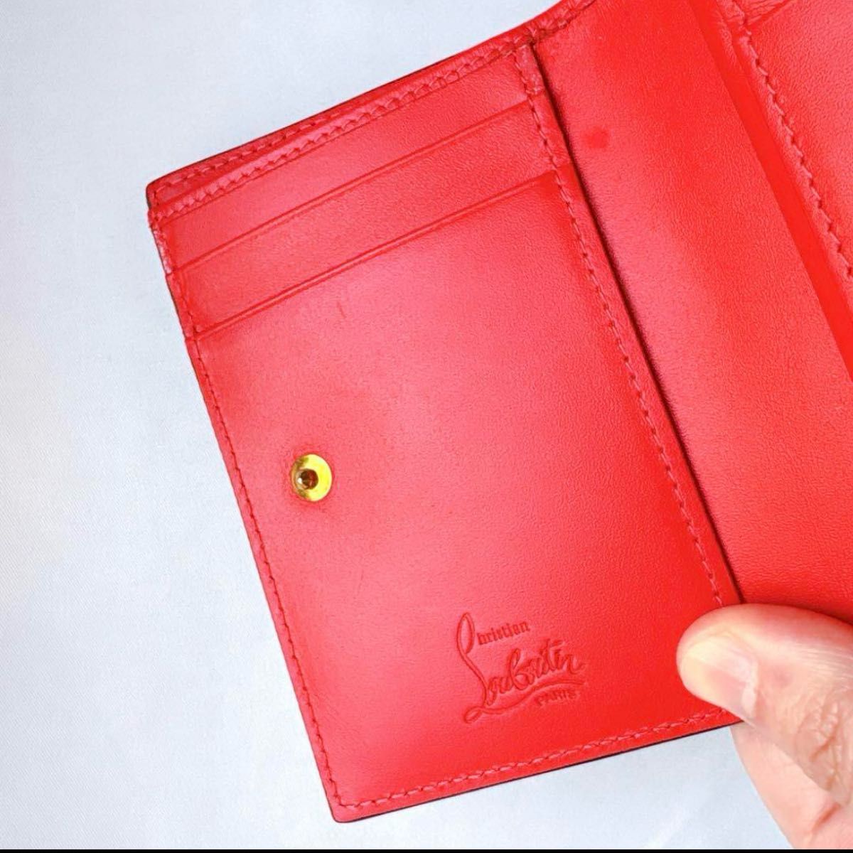【美品】クリスチャンルブタン エリサ 三つ折り財布 コンパクトウォレット 美品】クリスチャンルブタン エリサ 三つ折り財布 コンパクト