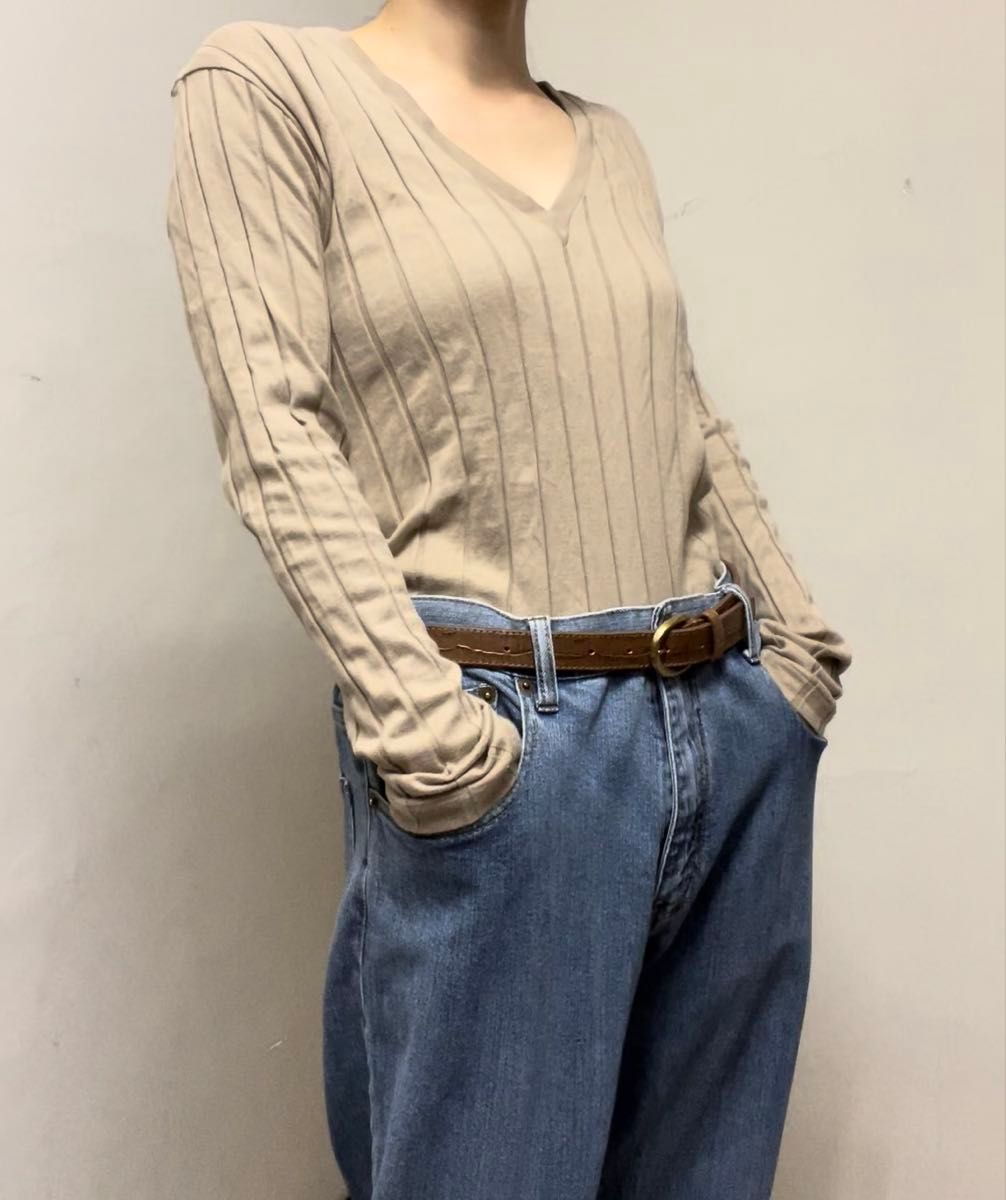 P00257 YOUNG & OLSEN ヤンオル リブカットソー Vネック 長袖 美デコルテ 美シルエット