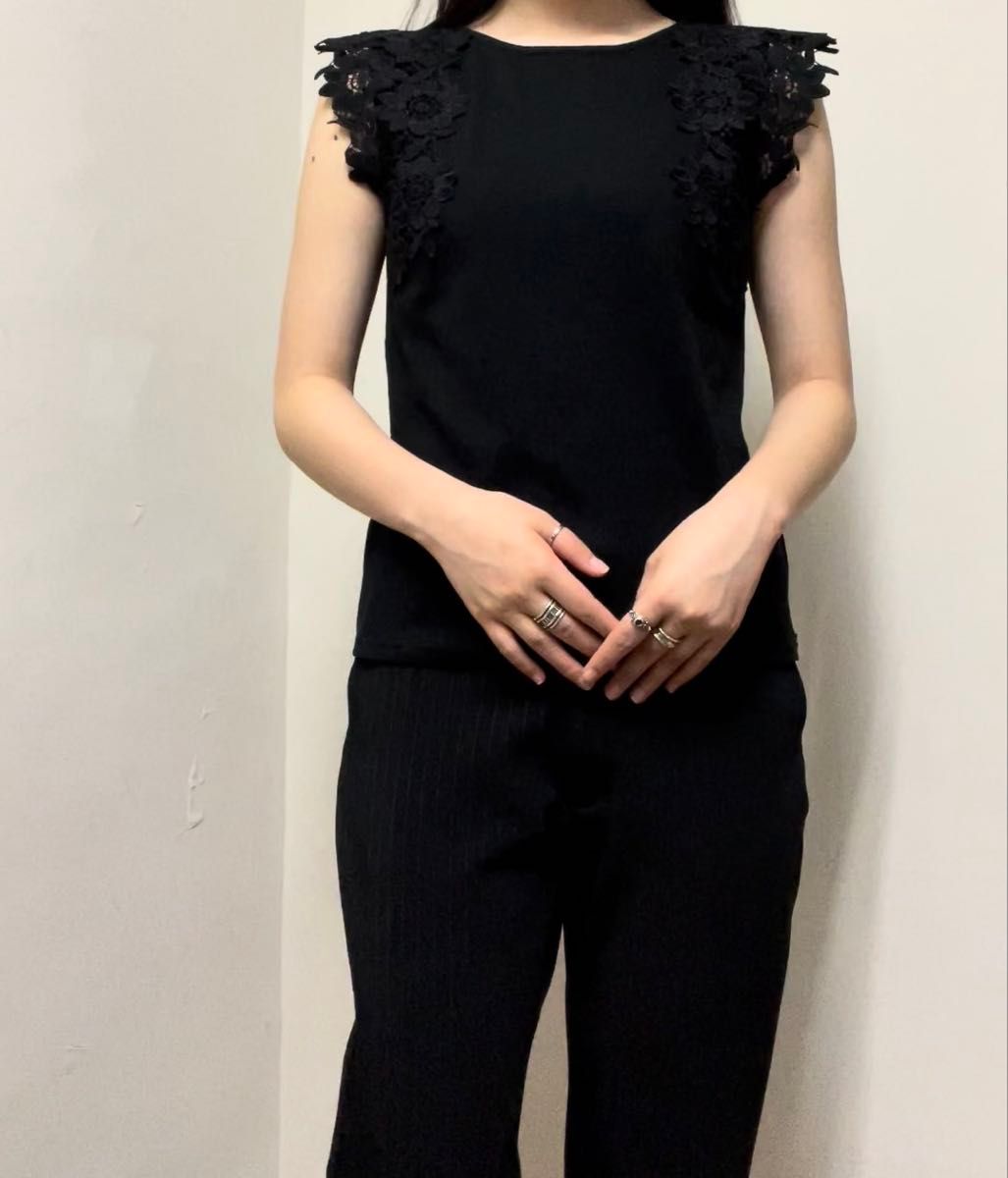 P00247 vis ノースリーブトップス レース 黒 ブラック フラワーレース 大きな花レースが魅力の斬新なトップス