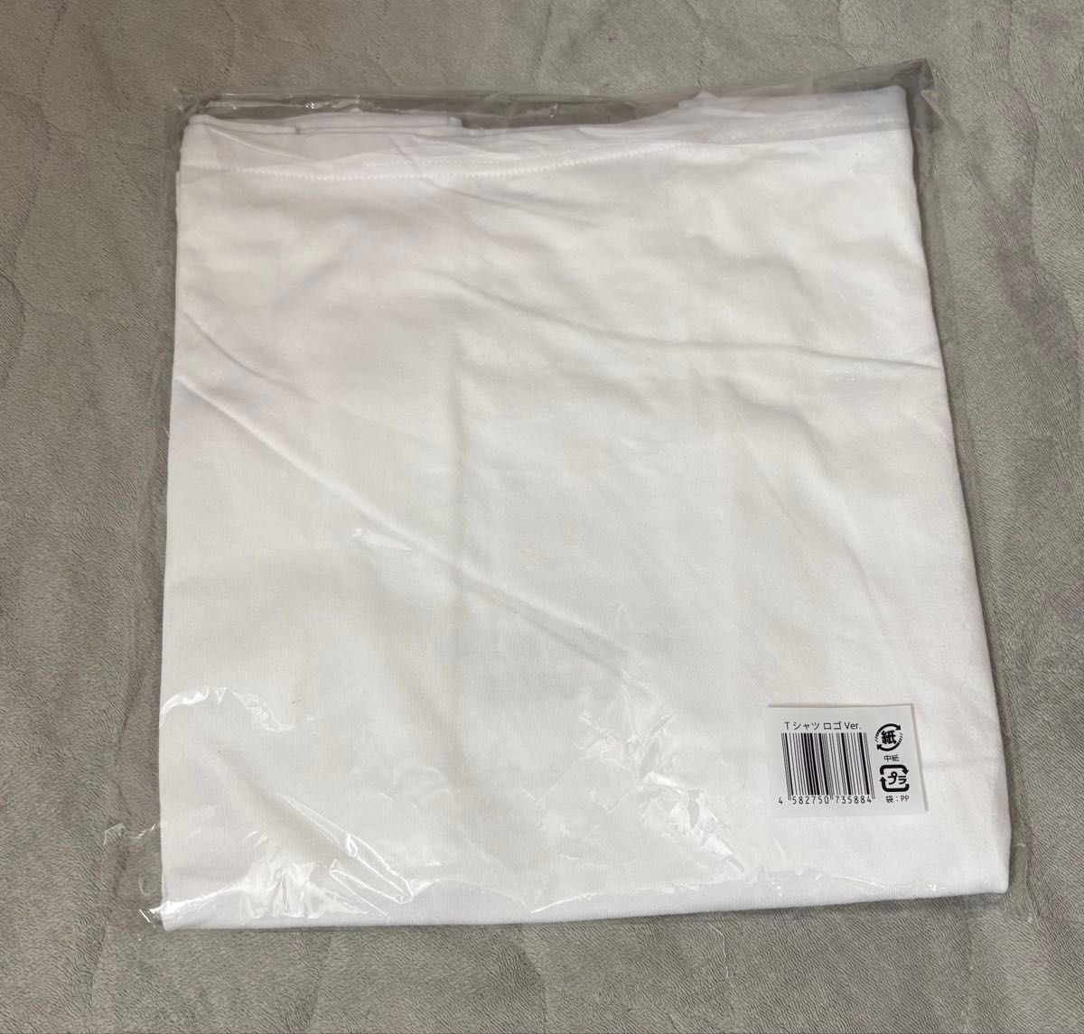 Snow Man スノーマン Snow World Tシャツ(ロゴver)|Yahoo Snow Man スノーマン Snow World Tシャツ(ロゴver)|Yahoo