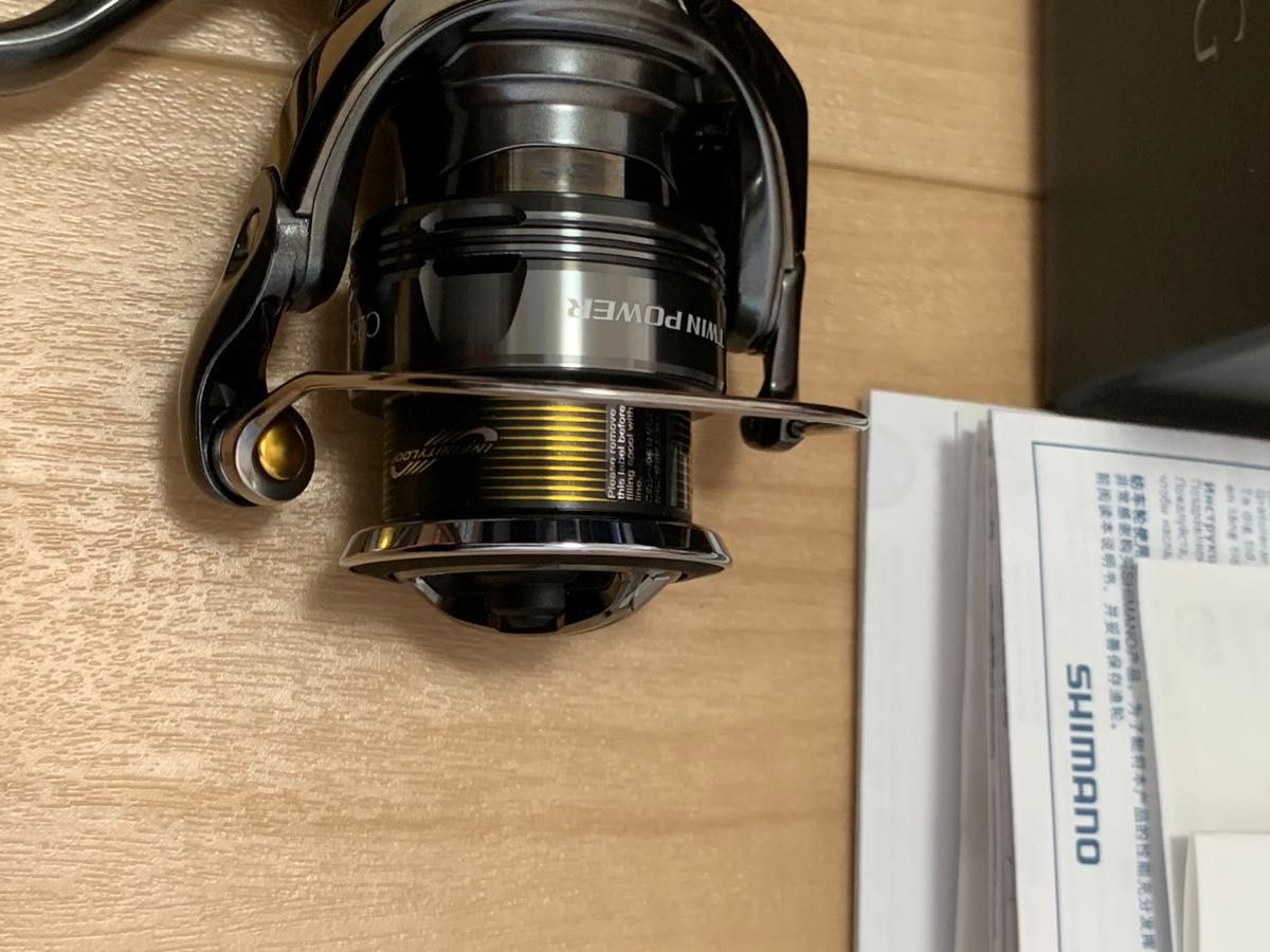 シマノ SHIMANO 24ツインパワー C2500SXG / TWIN POWER 未使用品 シマノ SHIMANO 24ツインパワー C2500SXG / TWIN POWER 未使用品