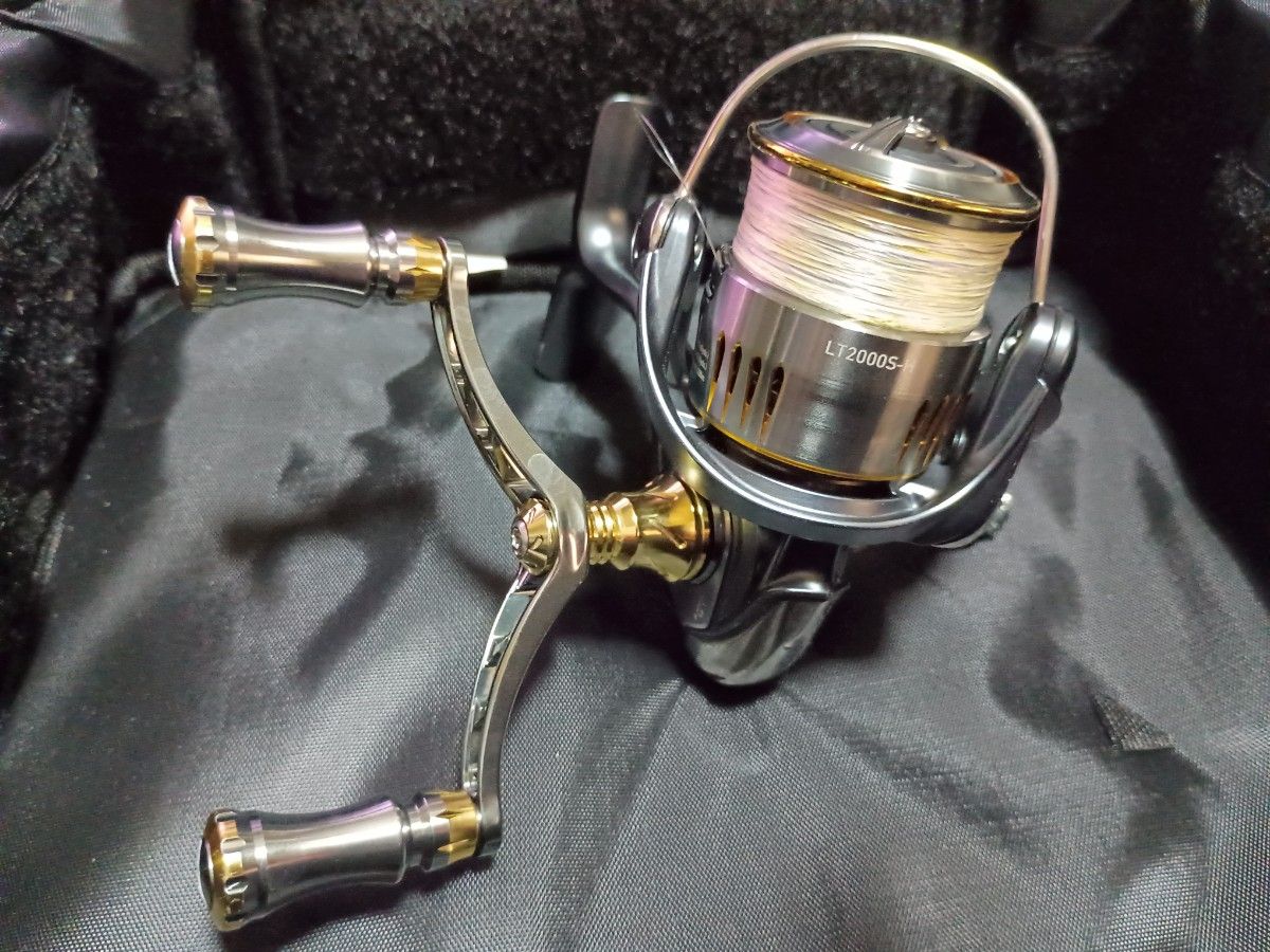 4/13限定値下 daiwa 23エアリティ LT2000S-H 多少傷ありAIRITY 4/13限定値下 daiwa 23エアリティ LT2000S-H 多少傷ありAIRITY