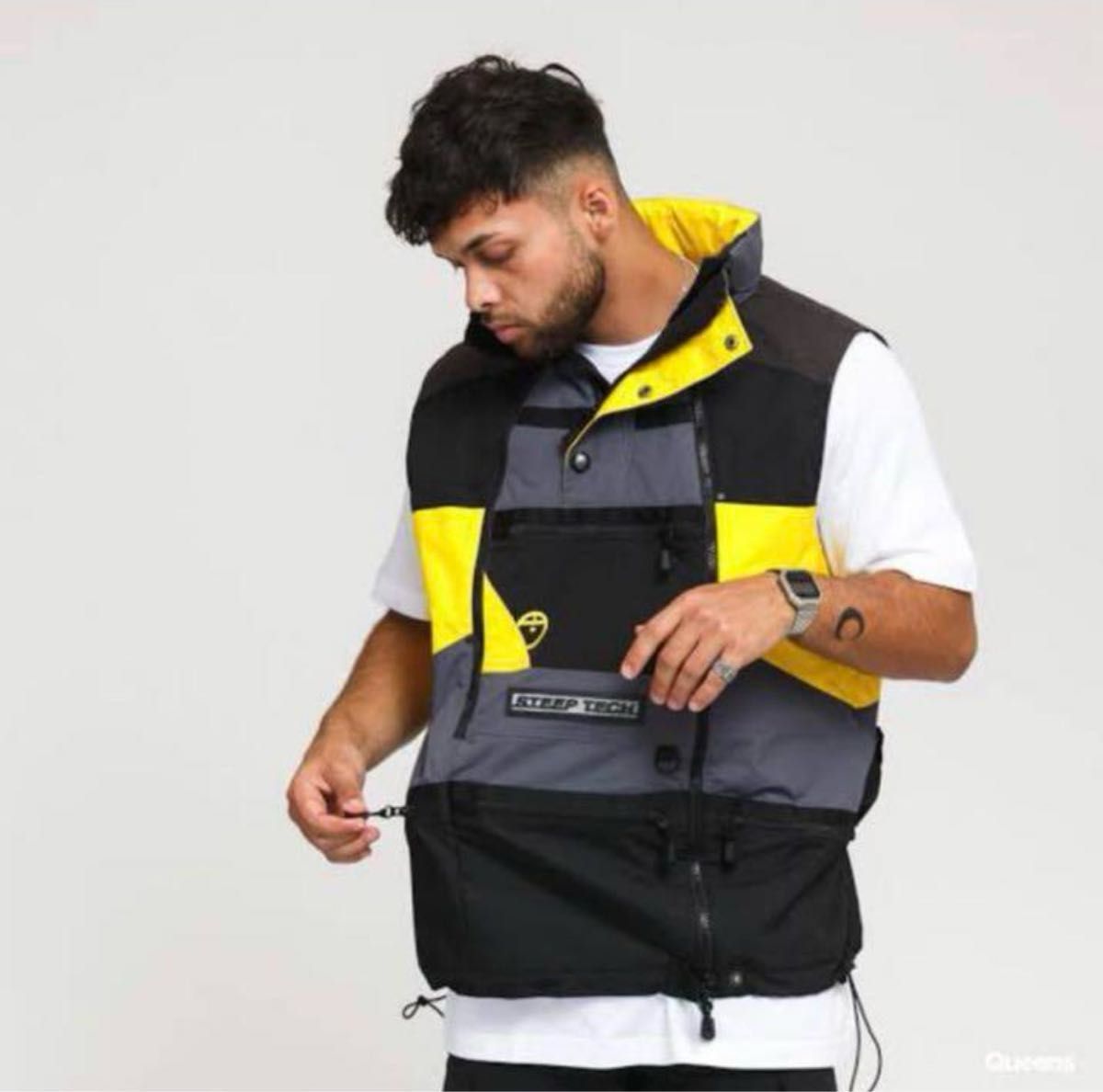 ✨日本未発売✨21AW STEEP TECH APOGEE VEST 黒×黄 日本未発売】21AW STEEP TECH APOGEE VEST 黒×黄 ノースフェイス