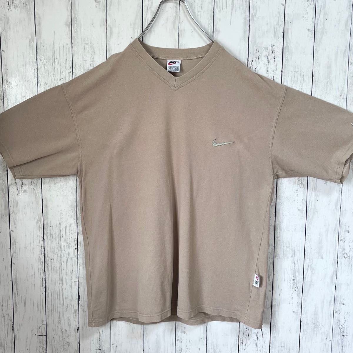 90s】【USA製】銀タグ ナイキ 刺繍ロゴ VネックTシャツ XL 90s】【USA製】銀タグ ナイキ 刺繍ロゴ VネックTシャツ XL
