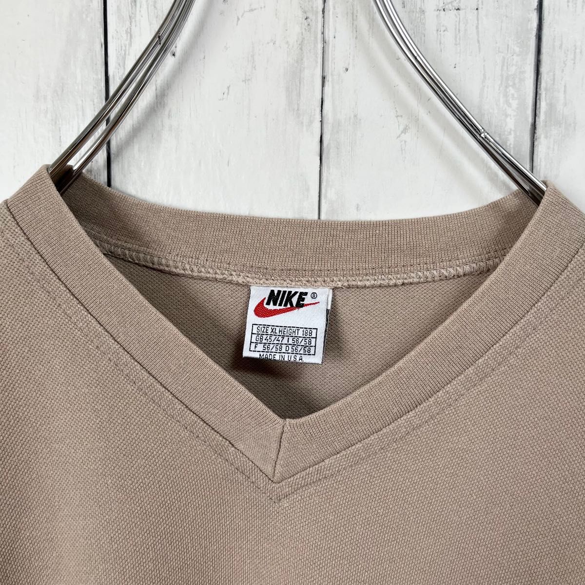 90s】【USA製】銀タグ ナイキ 刺繍ロゴ VネックTシャツ XL 90s】【USA製】銀タグ ナイキ 刺繍ロゴ VネックTシャツ XL