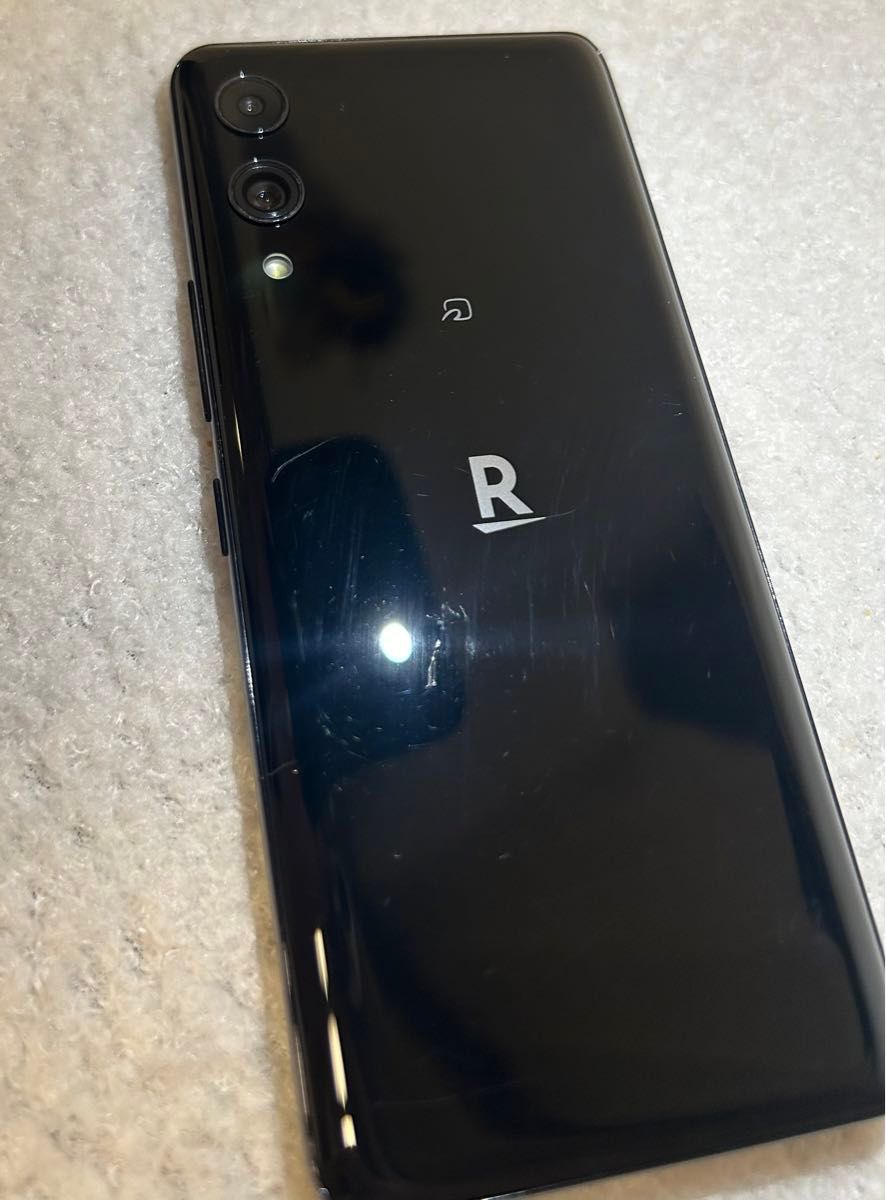 Rakuten Hand 初期化済み 美品 黒 ブラック スマホ Android Rakuten Hand 初期化済み 美品 黒 ブラック スマホ Android