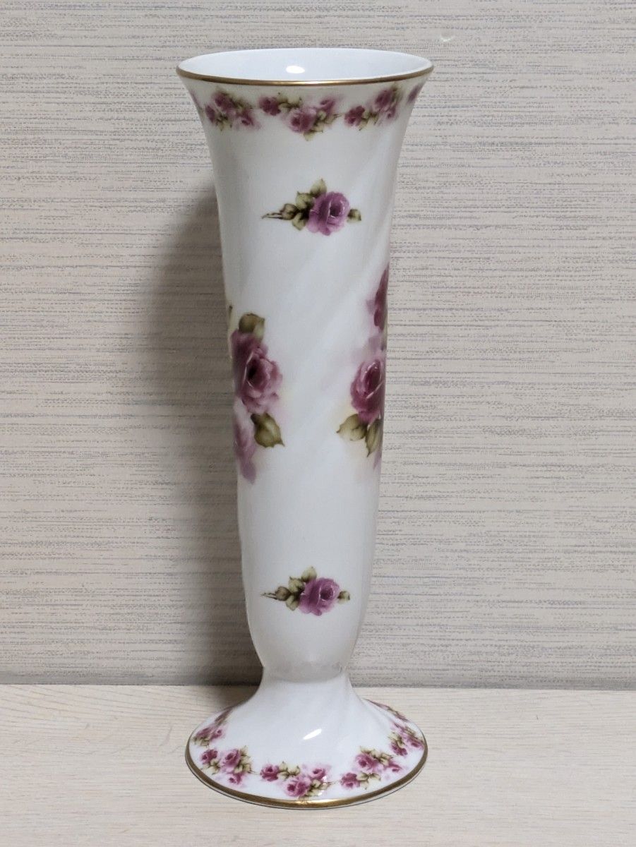 Floral フローラル フラワーベース 一輪挿し 薔薇の花模様 未 Floral フローラル フラワーベース 一輪挿し 薔薇の花模様 未