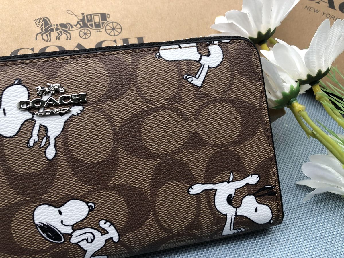 COACH 長財布 財布 コーチ SNOOPY スヌーピー シグネチャー COACH 長財布 財布 コーチ SNOOPY スヌーピー シグネチャー