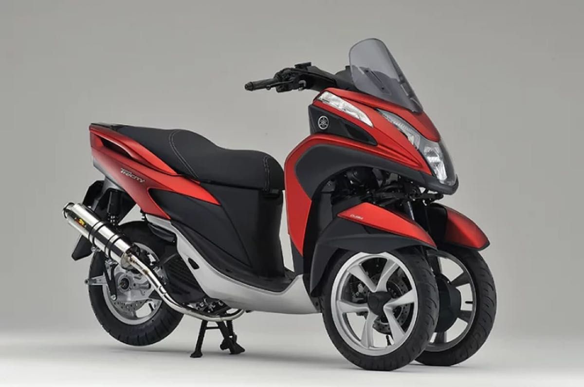 新品 未使用 在庫有平日に即日発送 Realize ヤマハ  トリシティ125 (SE82J) バイクマフラー 22Racing 