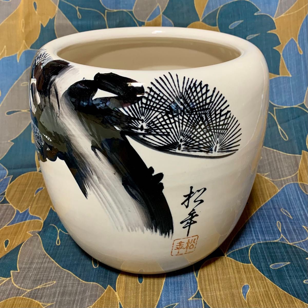 陶器製 火鉢 水鉢 睡蓮鉢 園芸プランター水槽 盆栽鉢 黒い松絵柄 陶器製 火鉢 水鉢 睡蓮鉢 園芸プランター水槽 盆栽鉢 黒い松絵柄