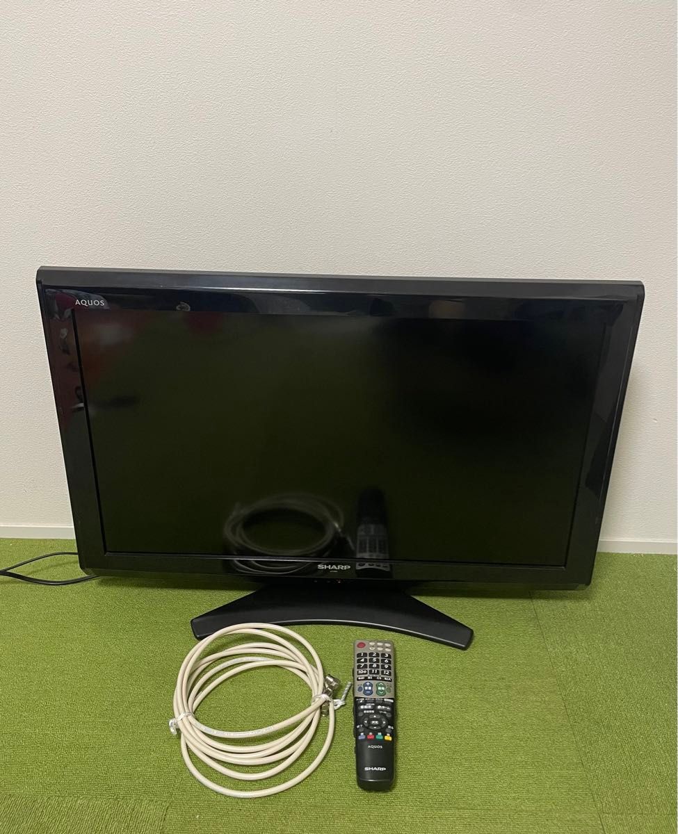 シャープ 32V型 地上/BS/110度CSデジタルハイビジョン液晶テレビ シャープ 32V型 地上/BS/110度CSデジタルハイビジョン液晶テレビ