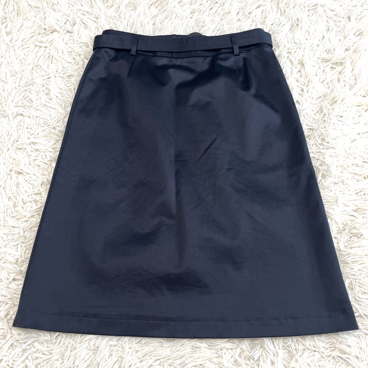 美品】Aquascutum アクアスキュータム 膝丈スカート Mサイズ 美品】Aquascutum アクアスキュータム 膝丈スカート Mサイズ