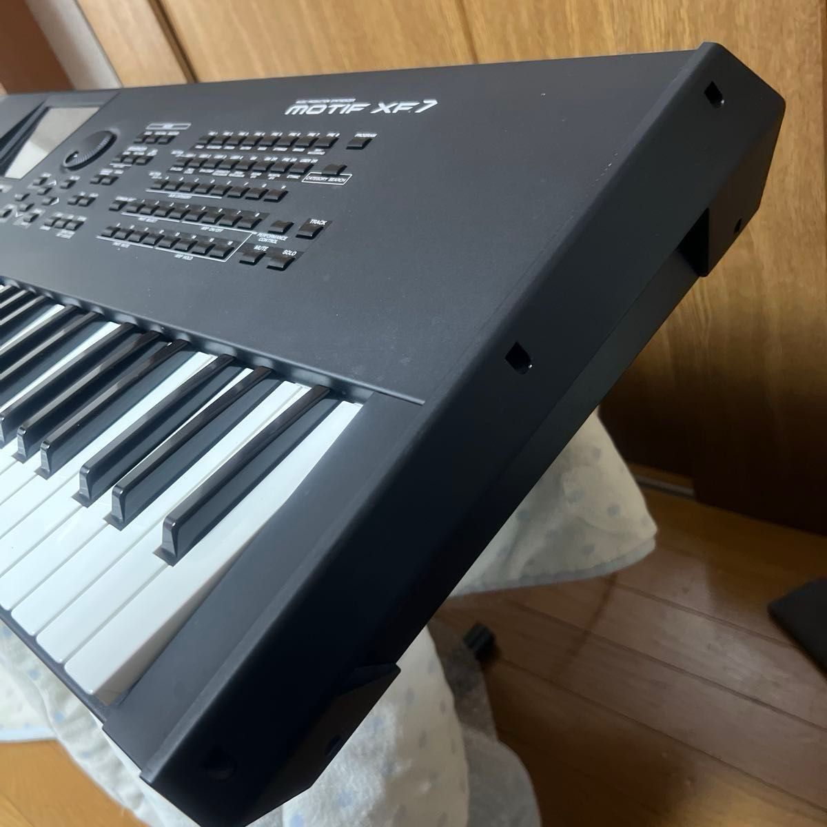 YAMAHA motif XF 7 シンセサイザー 音源モジュール fl512搭載 YAMAHA motif XF 7 シンセサイザー 音源モジュール fl512搭載