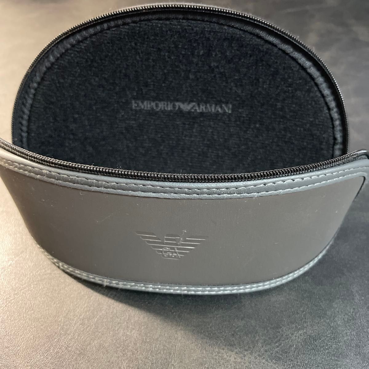 ほぼ未使用】Emporio Armani サングラス ブラック ケース付き ほぼ未使用】Emporio Armani サングラス ブラック ケース付き
