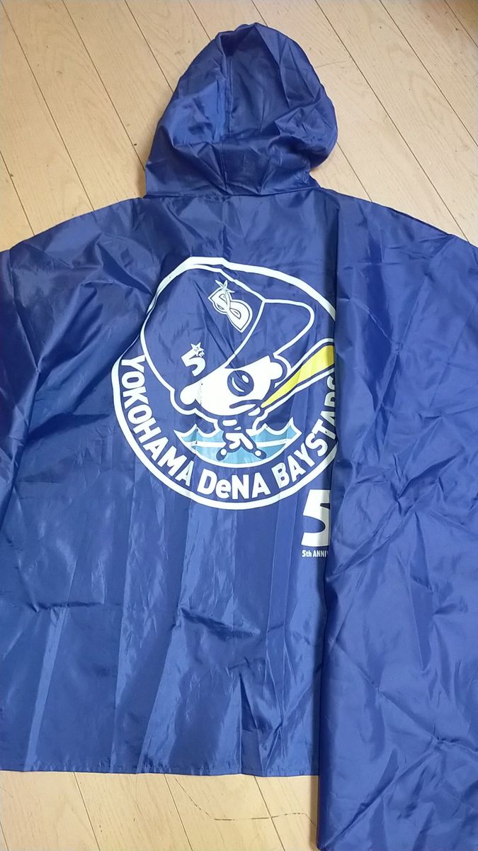 【非売品】横浜DeNAベイスターズ 5週年 マリン君レインポンチョレインコート