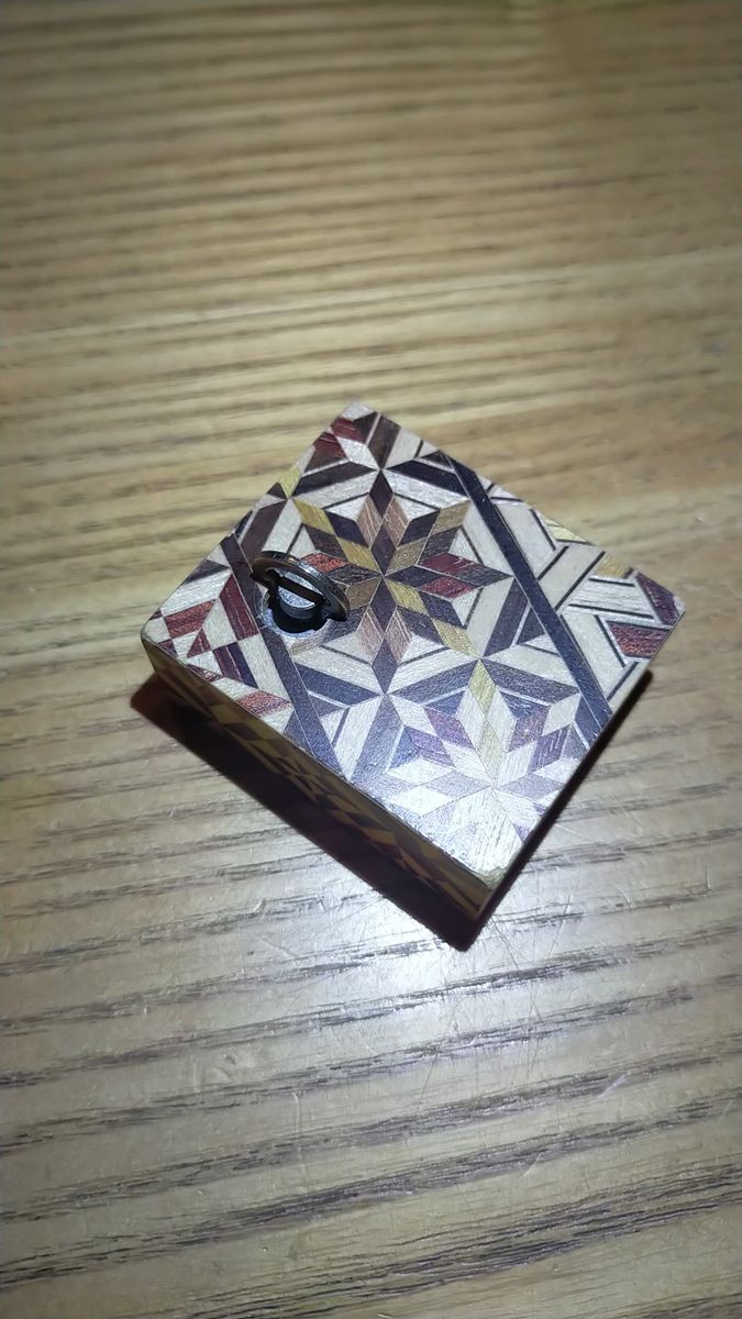 寄木細工 からくりオルゴール 定価4150円 さくら