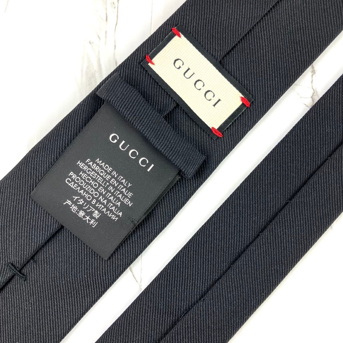 美品 GUCCI グッチ ネクタイ タイガー 虎 ワンポイント刺繍 美品 GUCCI グッチ ネクタイ タイガー 虎 ワンポイント刺繍
