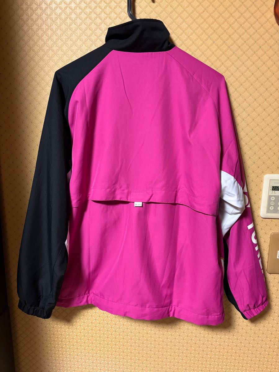 YONEX ウィンドブレーカー ピンク Sサイズ 着丈約62センチ YONEX ウィンドブレーカー ピンク Sサイズ 着丈約62センチ