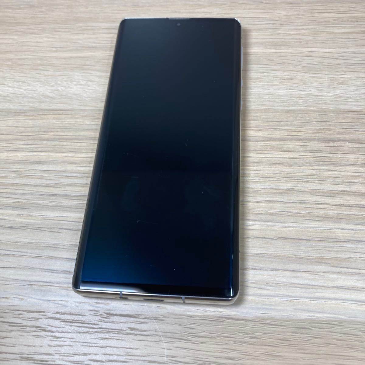 AQUOS R6 SH-51B 6 6インチ メモリー12GB ストレージ128GB AQUOS R6 SH-51B 6 6インチ メモリー12GB ストレージ128GB