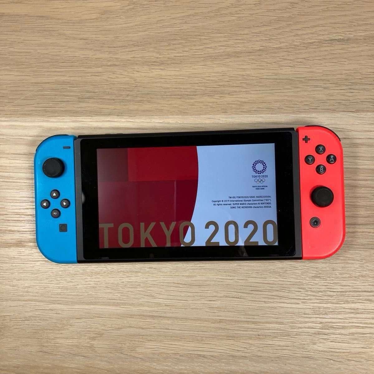 Nintendo Switch Joy-Con (L)ネオンブルー/(R)ネオンレッド Nintendo Switch Joy-Con (L)ネオンブルー/(R)ネオンレッド