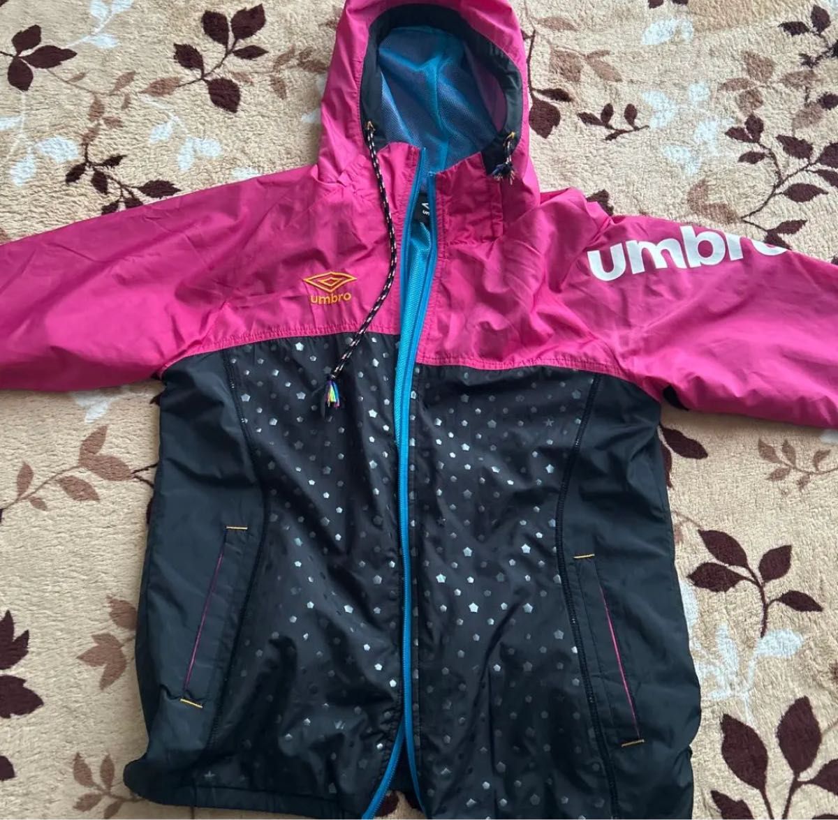 umbro ウィンドブレーカー ピンク×ブラック|Yahoo!フリマ(旧 umbro ウィンドブレーカー ピンク×ブラック|Yahoo!フリマ(旧