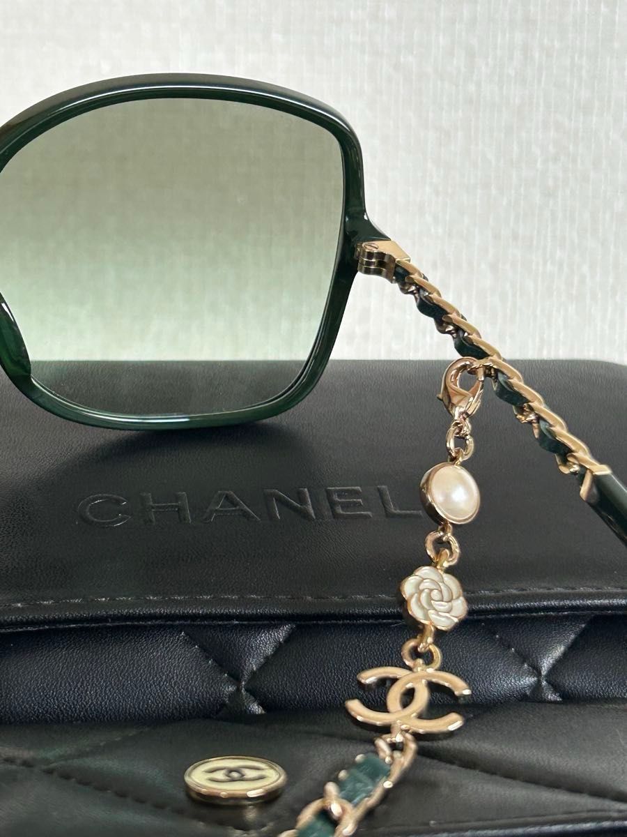 CHANEL シャネル チェーン付きスクエアサングラス|Yahoo!フリマ CHANEL シャネル チェーン付きスクエアサングラス|Yahoo!フリマ