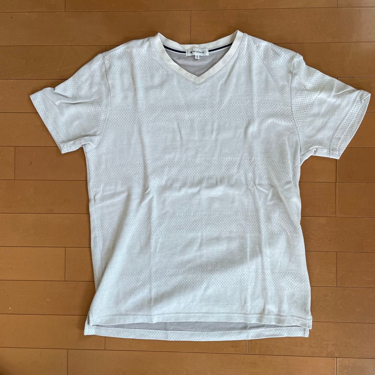 THE SHOP TK ホワイト Vネック Tシャツ Lサイズ|Yahoo!フリマ THE SHOP TK ホワイト Vネック Tシャツ Lサイズ|Yahoo!フリマ