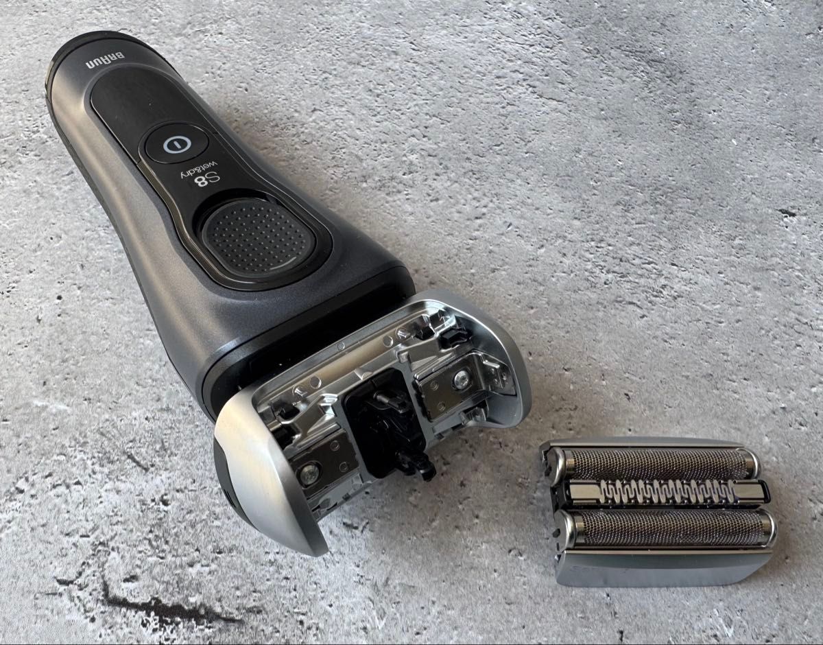 ブラウンシェーバー 電気シェーバー BRAUN シリーズ8 wet & dry ブラウンシェーバー 電気シェーバー BRAUN シリーズ8 wet & dry
