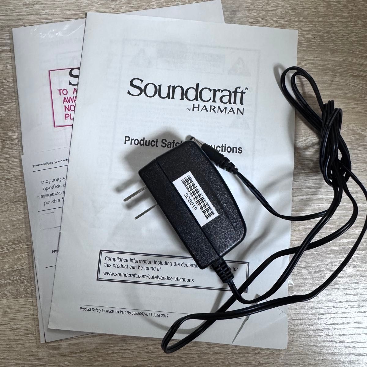 サウンドクラフト soundcraft NOTEPAD-12FX アナログミキサー 美 サウンドクラフト soundcraft NOTEPAD-12FX アナログミキサー 美