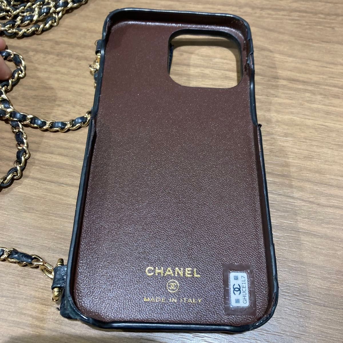激レア CHANEL シャネル iPhoneケース スマホケース チェーン 激レア CHANEL シャネル iPhoneケース スマホケース チェーン