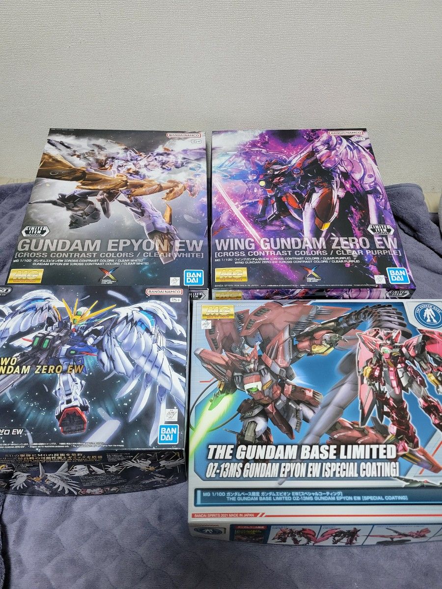 MGガンダムエピオンEW2種 ウイングガンダムゼロEW2種 CROSS MGガンダムエピオンEW2種 ウイングガンダムゼロEW2種 CROSS