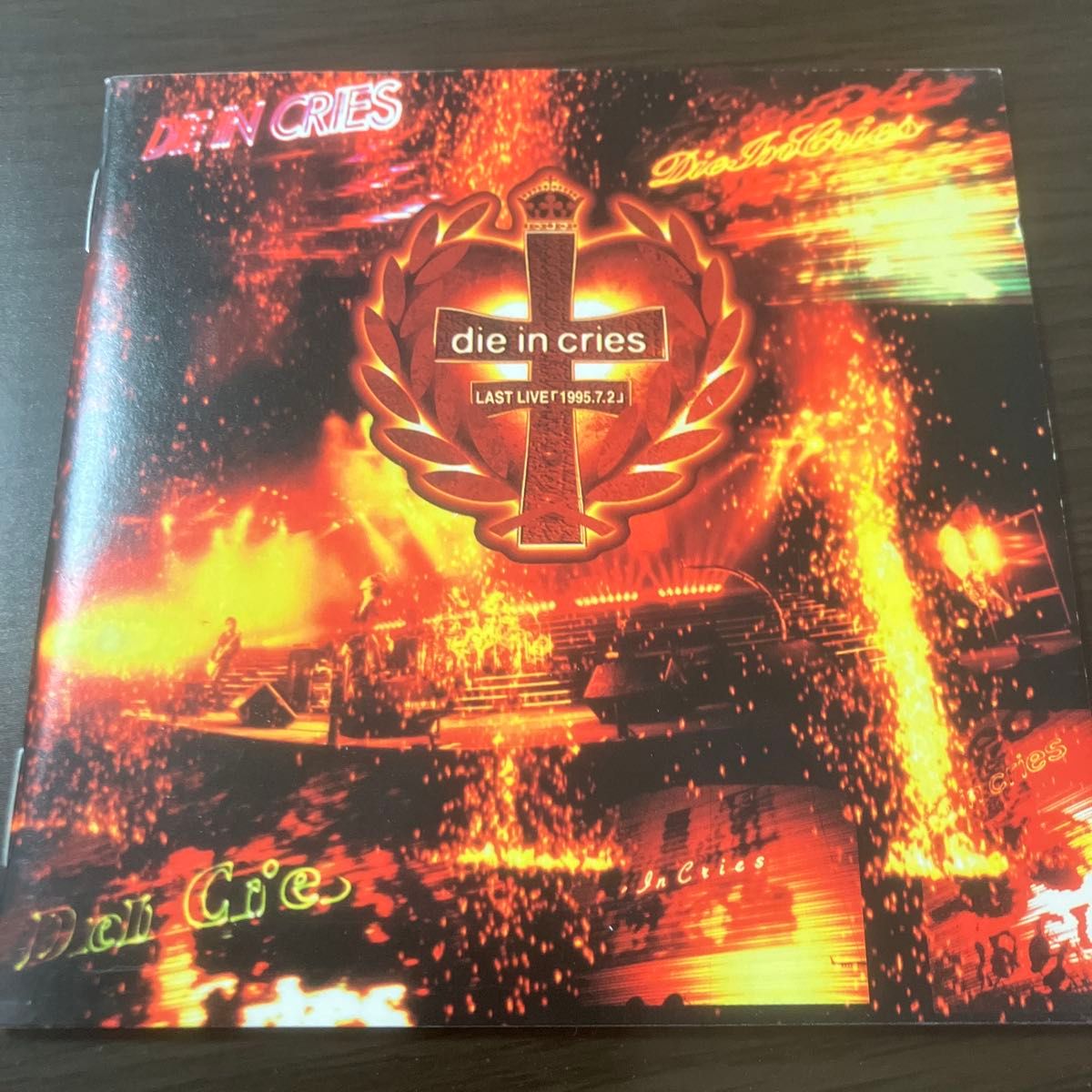 DIE IN CRIES LAST LIVE 1995 7 2 CD 2枚組|Yahoo!フリマ(旧 DIE IN CRIES LAST LIVE 1995 7 2 CD 2枚組|Yahoo!フリマ(旧