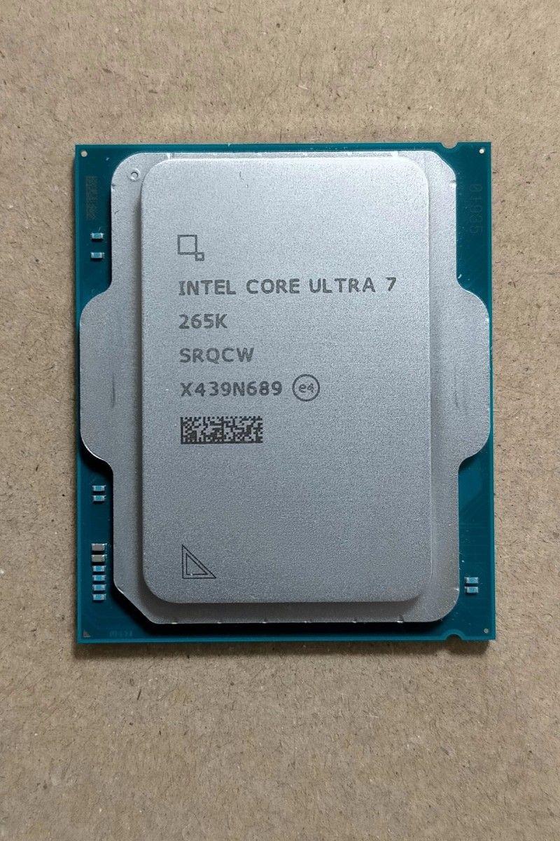 セール Intel Core Ultra 7 265K プロセッサー LGA1851 動作確認 セール Intel Core Ultra 7 265K プロセッサー LGA1851 動作確認