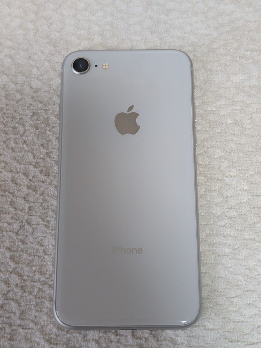 iPhone8 シルバー 64GB SIMフリー 容量100%|Yahoo!フリマ(旧 iPhone8 シルバー 64GB SIMフリー 容量100%|Yahoo!フリマ(旧