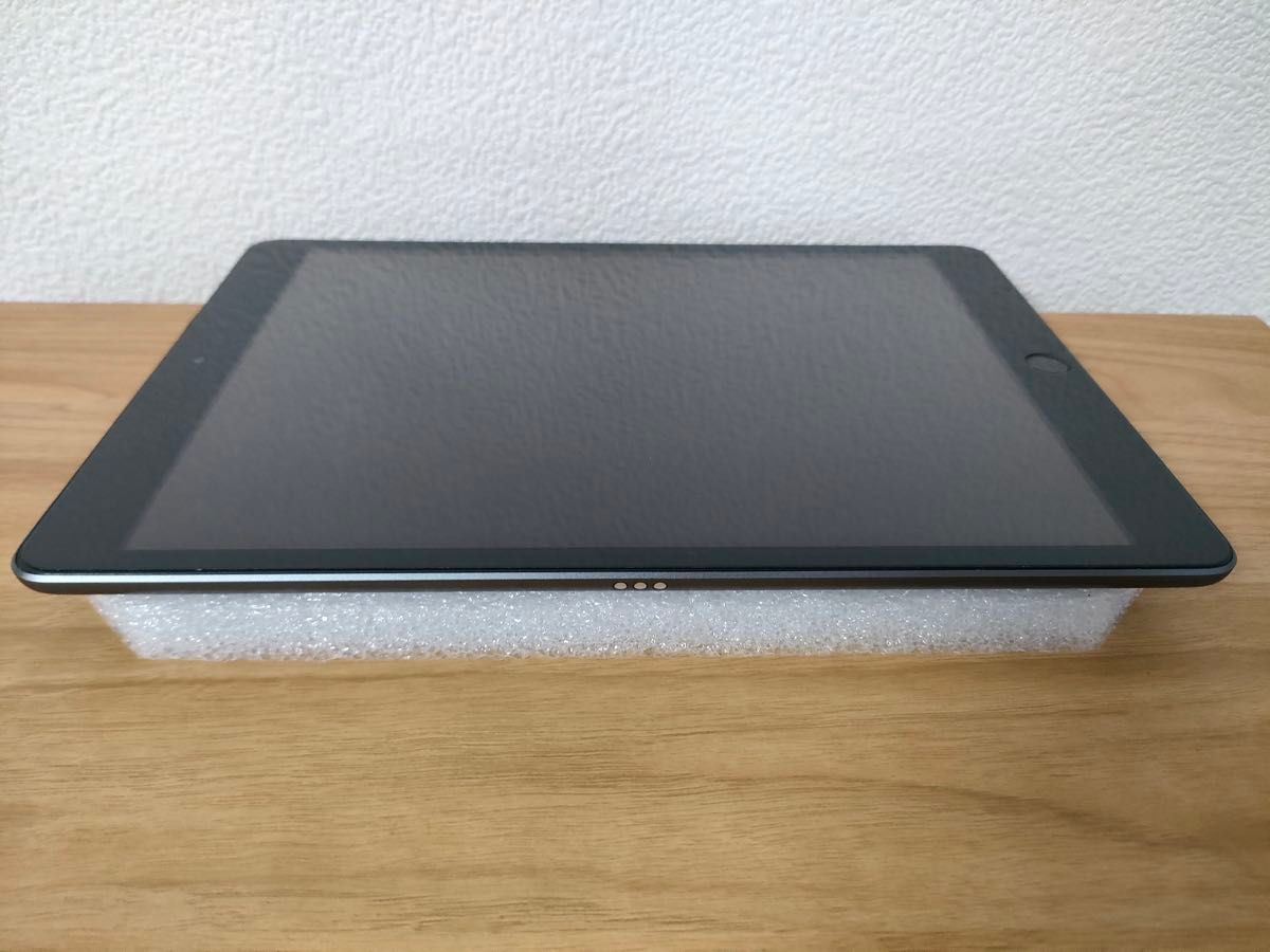 iPad 第8世代 Wi-Fi + Cellular SIMフリー 32GB スペースグレイ iPad 第8世代 Wi-Fi + Cellular SIMフリー 32GB スペースグレイ