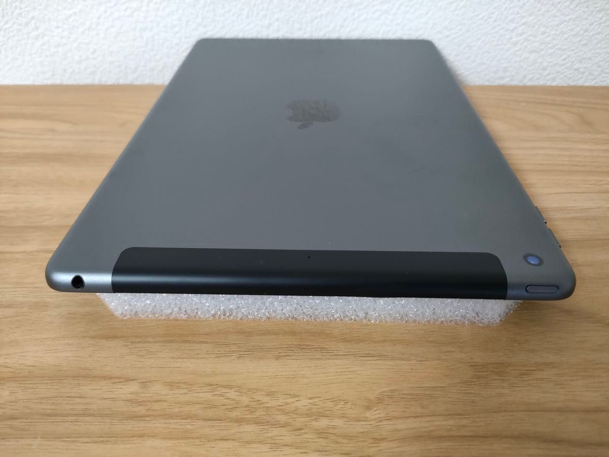 iPad 第8世代 Wi-Fi + Cellular SIMフリー 32GB スペースグレイ iPad 第8世代 Wi-Fi + Cellular SIMフリー 32GB スペースグレイ