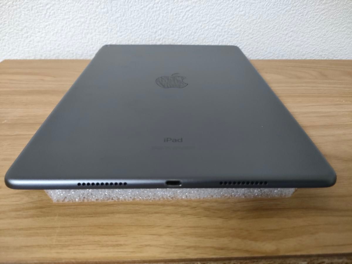 iPad Air 第3世代 Wi-Fi 64GB スペースグレイ MUUJ2J/A A2152 iPad Air 第3世代 Wi-Fi 64GB スペースグレイ MUUJ2J/A A2152