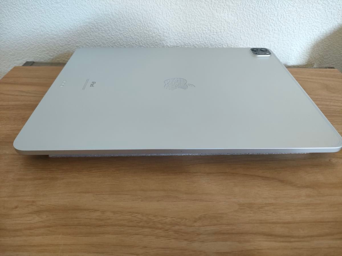 美品】iPad Pro 12 9インチ 第4世代 Wi-Fiモデル 256GB シルバー 美品】iPad Pro 12 9インチ 第4世代 Wi-Fiモデル 256GB シルバー