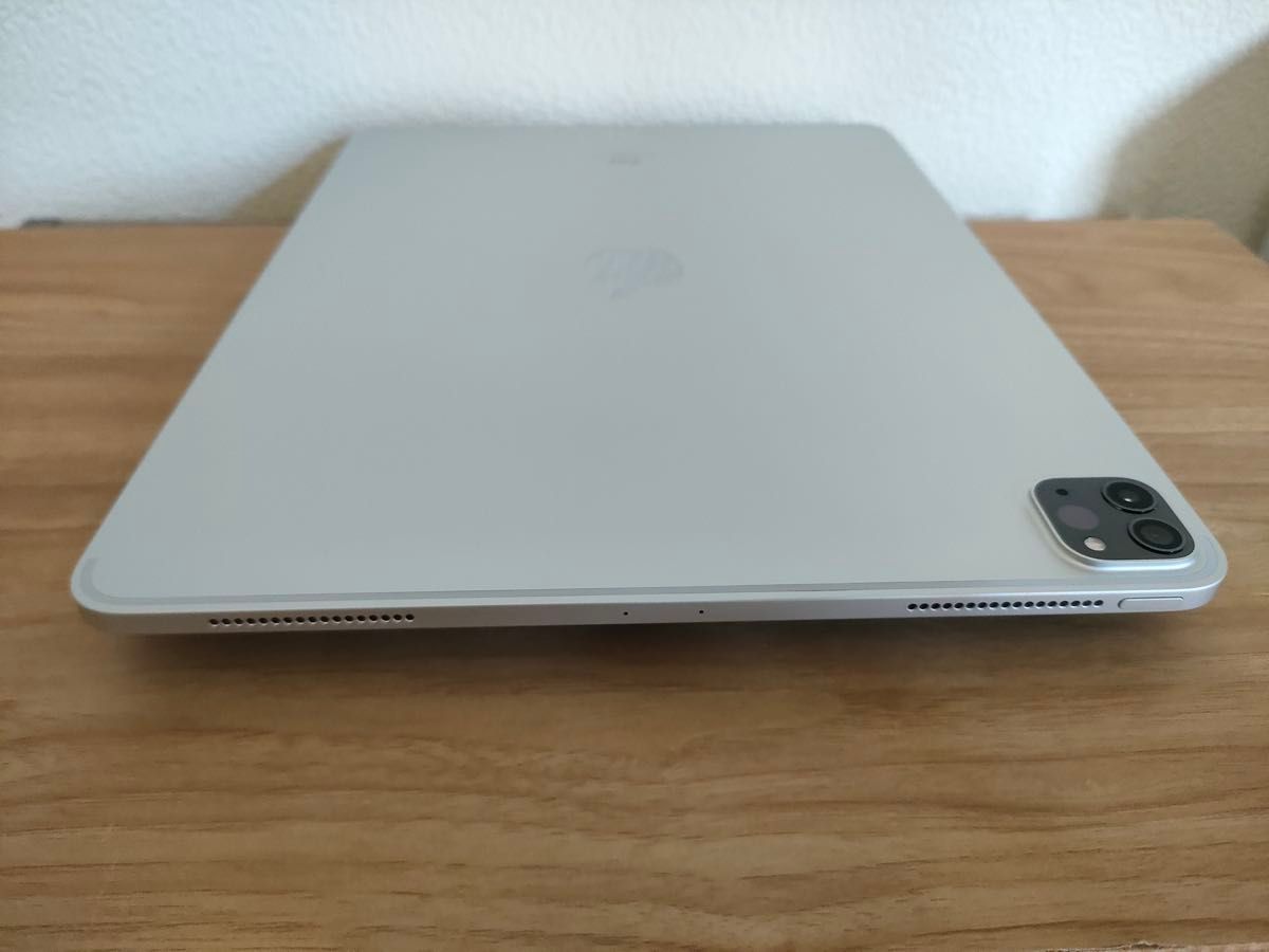 美品】iPad Pro 12 9インチ 第4世代 Wi-Fiモデル 256GB シルバー 美品】iPad Pro 12 9インチ 第4世代 Wi-Fiモデル 256GB シルバー