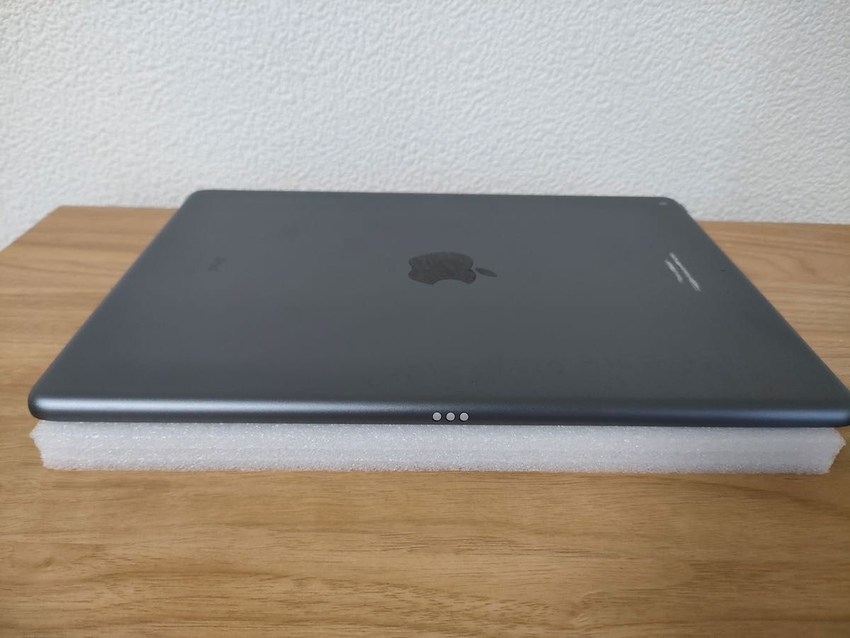 iPad 第8世代 Wi-Fiモデル 128GB スペースグレイ PYLD2J/A A2270 iPad 第8世代 Wi-Fiモデル 128GB スペースグレイ PYLD2J/A A2270
