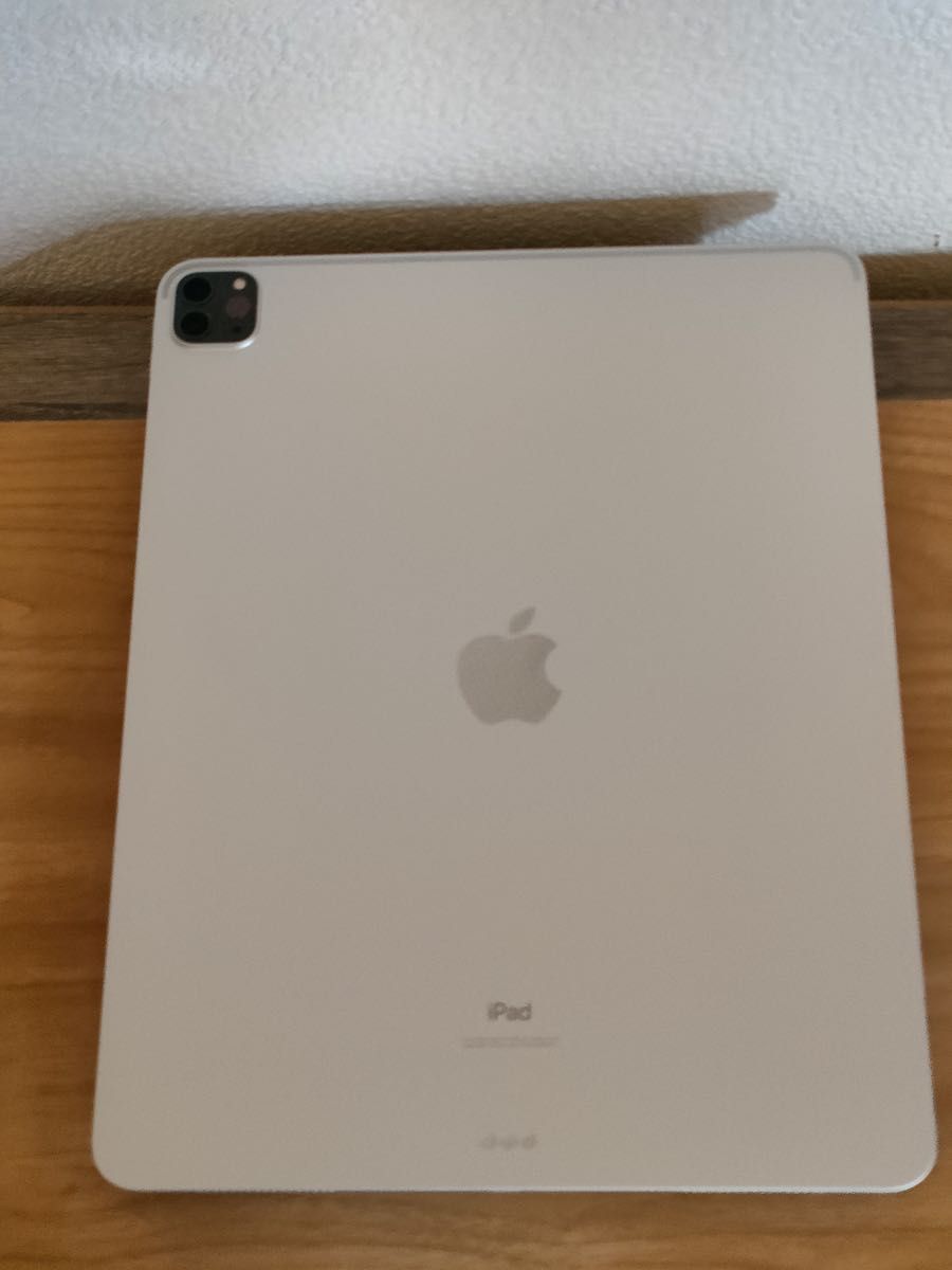 美品】iPad Pro 12 9インチ 第4世代 Wi-Fiモデル 256GB シルバー 美品】iPad Pro 12 9インチ 第4世代 Wi-Fiモデル 256GB シルバー