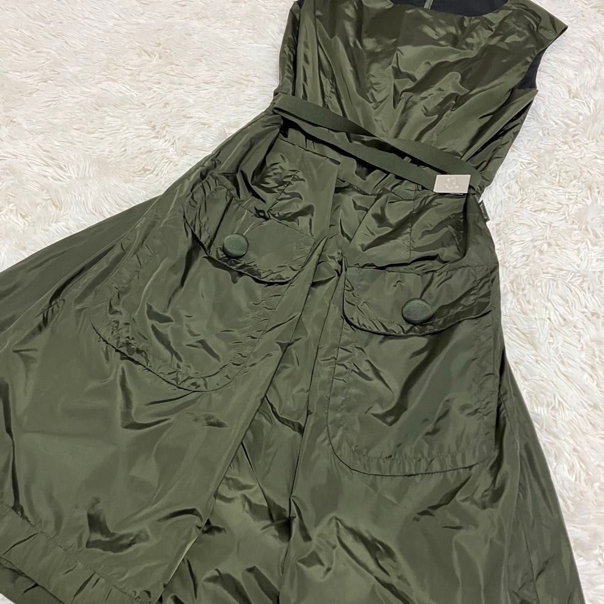 希少】モンクレール MONCLER レディースフレア ワンピース 希少】モンクレール MONCLER レディースフレア ワンピース