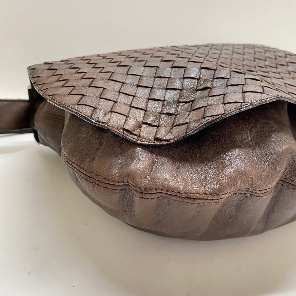 BOTTEGA VENETA ブラウン イントレチャートショルダーバッグ BOTTEGA VENETA ブラウン イントレチャートショルダーバッグ
