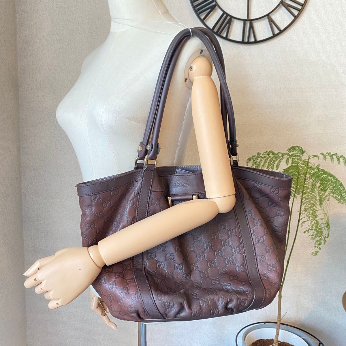 GUCCI シマ トートバッグ ブラウン レザー アビー グッチ GUCCI シマ トートバッグ ブラウン レザー アビー グッチ