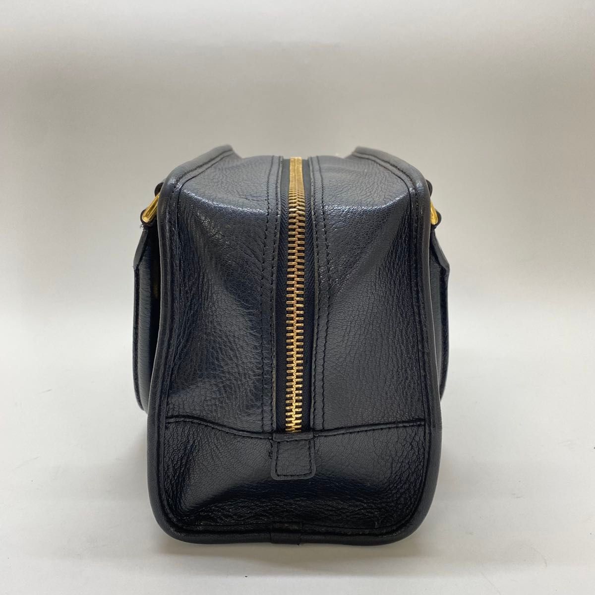 美品】ロエベ アマソナ28 ハンドバッグ ミニボストン シボ革 美品】ロエベ アマソナ28 ハンドバッグ ミニボストン シボ革