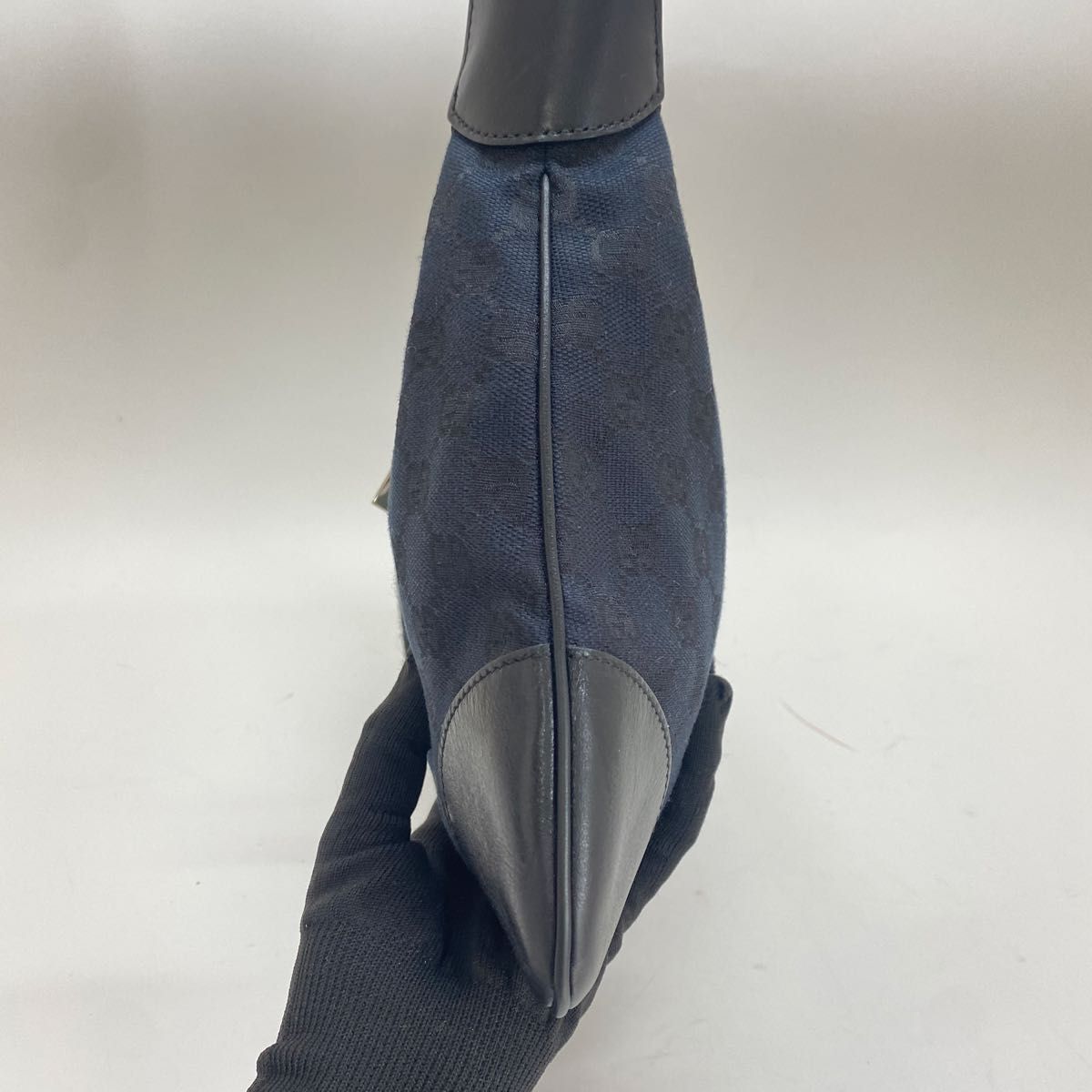美品】GUCCI ワンショルダーバッグ カンデンスキー シェリー 美品】GUCCI ワンショルダーバッグ カンデンスキー シェリー